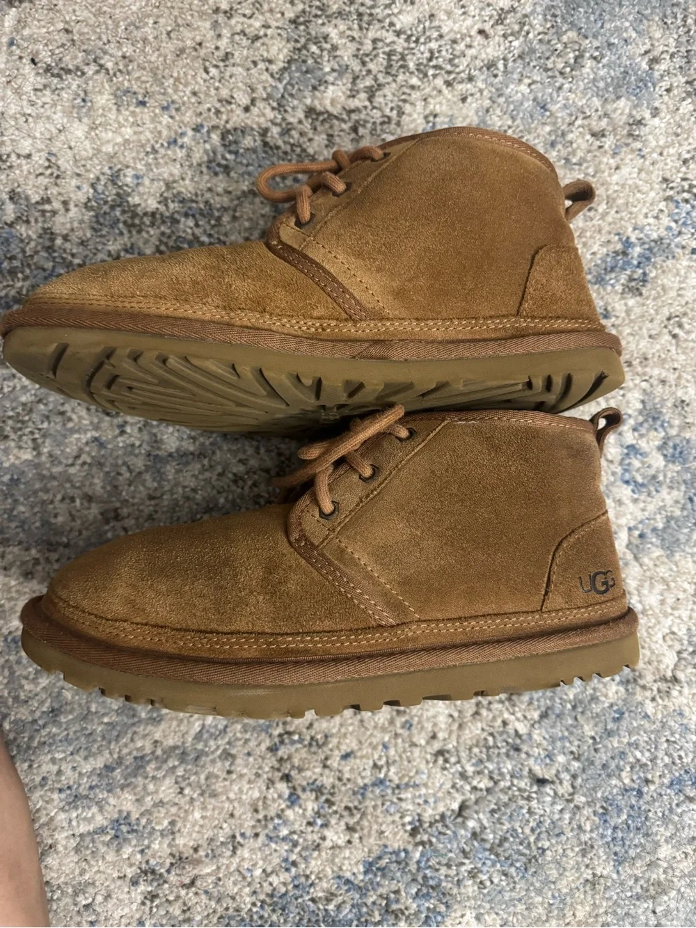 UGG Men's Chukka Boots in Chestnut